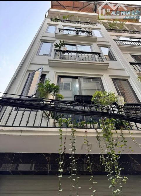 :  🎯 BÁN NHÀ ĐẸP TRÍCH SÀI – GẦN HỒ TÂY – Ô TÔ VÀO TẬN CỬA – SỔ VUÔNG – GIÁ CHỈ 18.5 TỶ - 2