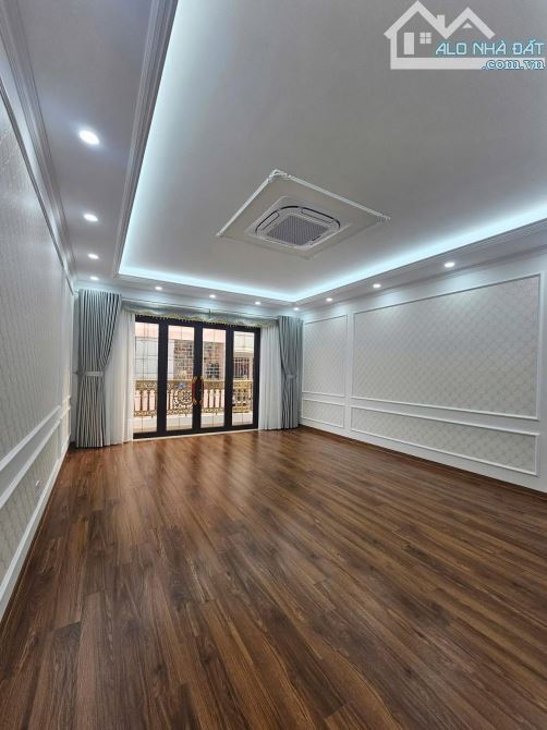 Bán nhà Đông Quan, Cầu Giấy 6T Thang Máy, Thông Sàn, Ô tô Tránh, Giá 26.8 Tỷ - 2