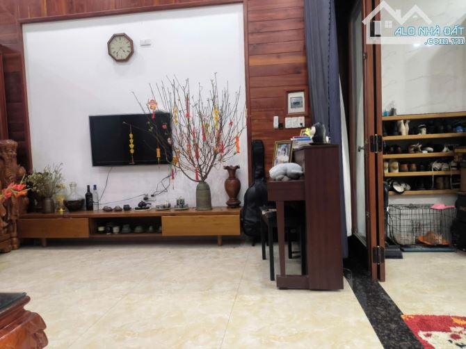 NHÀ 3 TẦNG MẶT TIỀN HÒA XUÂN CON ĐƯỜNG HUYẾT MẠCH - VĂN TIẾN DŨNG, Đ. 10,5M KINH DOANH_ HI - 2