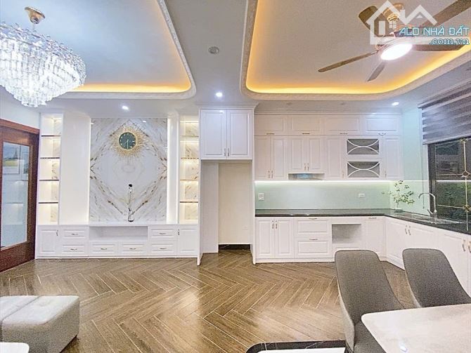 TỔ ẤM TRUNG TÂM VẠN PHÚC HÀ ĐÔNG – LÔ GÓC 3 THOÁNG – Ô TÔ TẬN CỬA 61m², 13 tỷ 4 - 2