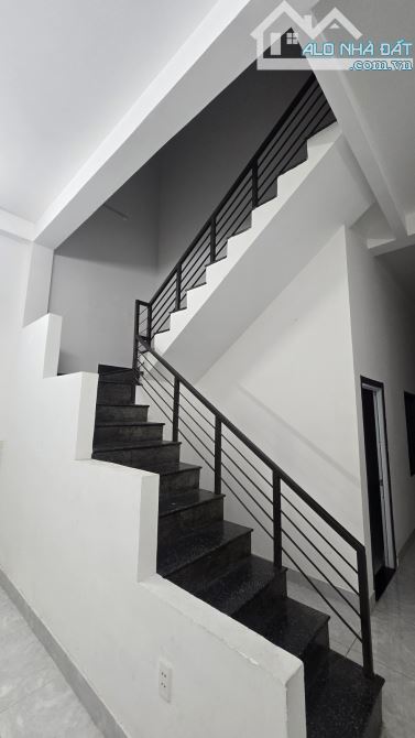 Bán nhà mặt tiền Hàn Mặc Tử Hải Châu 96m2 giá 5.8 tỷ - 2
