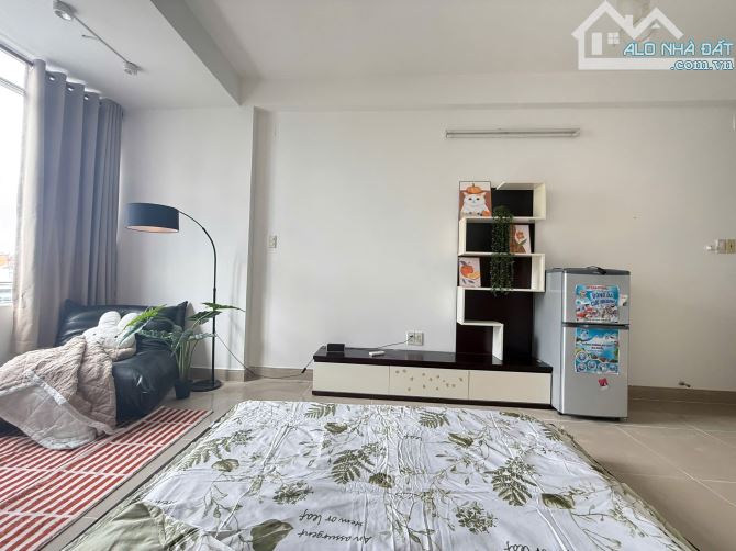 Cho Thuê Studio Cửa Sổ Full Thoáng Mát Gần Vạn Hạnh Mall - 2