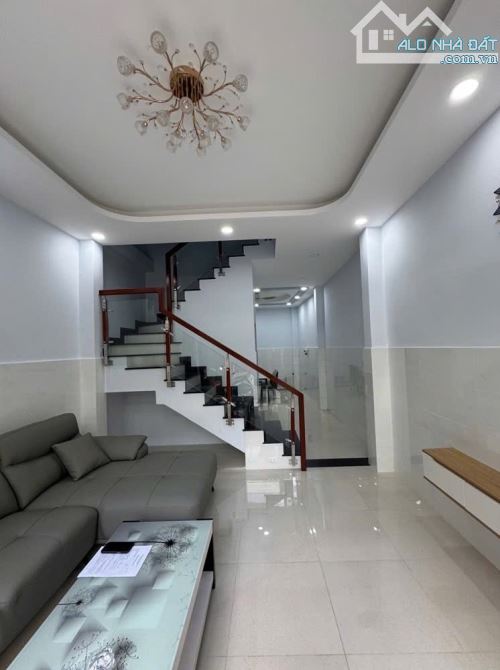 🏡 BÁN NHÀ ĐẸP 2 TẦNG , CMT8, TÂN BÌNH,dt 4,1x10m,Nhà Vuông vức, chỉ nhỉnh 7tỷ - 2