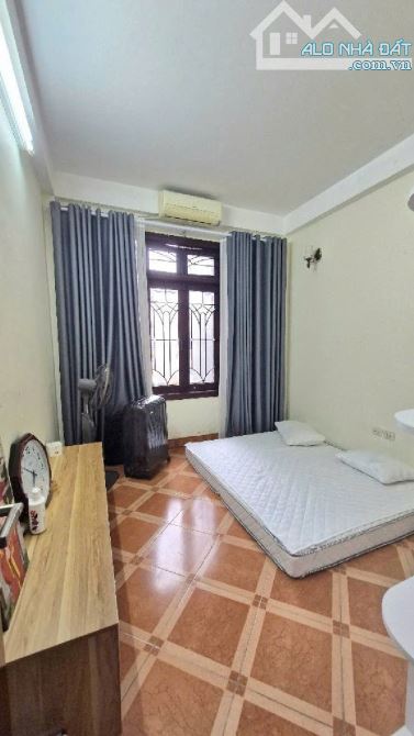 🏠 NHÀ PHỐ NGUYỄN SƠN - Ô TÔ VÀO NHÀ - NHÀ ĐẸP Ở NGAY - CHỦ TẶNG FULL NỘI THẤT 💰 nhỉnh 11 - 2