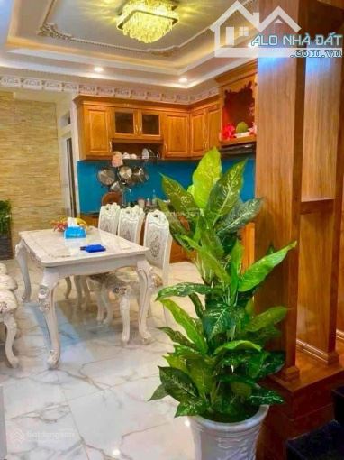 Bán nhà Bình Thạnh ngay chợ Bà Chiểu (3 tầng) 4tỷ2 - Yên Đỗ - DT 65m2 - 2