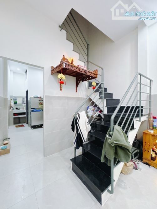 (#4165) - NHÀ 2 TẦNG TẠI TÔN THẤT THUYẾT F15 Q4 . KHU DC HIỆN HỮU KHÔNG QH - 2