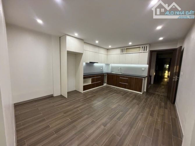 Nhà Tu Hoàng, Nam Từ Liêm, 80m2, vỉa hè, ngõ to, thang máy – Nhỉnh 19 Tỷ - 2