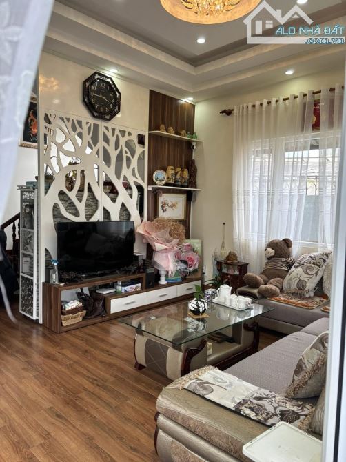 BDS NGHỈ DƯỠNG: VILLA cách hồ Xuân Hương chỉ 800m giá cực tốt - 2