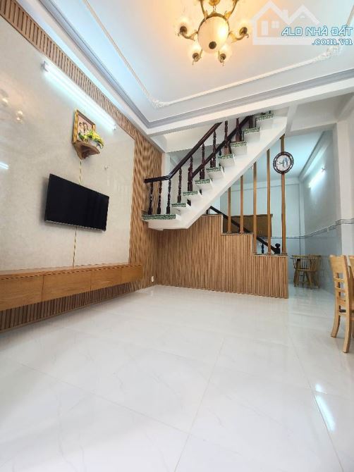 BÁN NHÀ MỚI TINH - 2 TẦNG - 4Mx9M - HXH - PHAN HUY ÍCH GÒ VẤP, 4 TỶ XÍU - 1