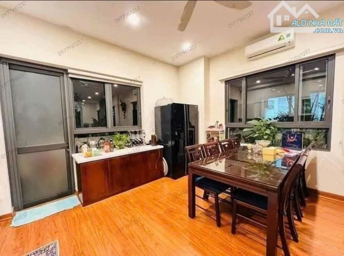 BÁN NHÀ NGHĨA ĐÔ 62m2 × MT 5m. NHÀ DÂN XÂY - 2 THOÁNG, 2 Ô TÔ TRÁNH TRƯỚC NHÀ - 2