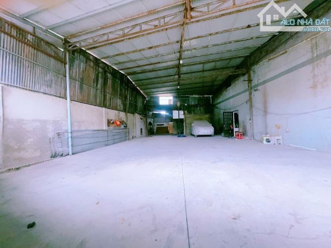 Bán lô biệt thự 424m2 tặng nhà xưởng mặt tiền đường Minh Nguyệt Gần Trường Học Tân Hoà - 2