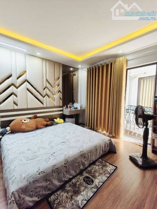 🏠 Bán nhà Minh Khai – Nhà dân xây chắc chắn – 5 tầng, 32m², ngõ nông gần ô tô, giá chỉ 5. - 2
