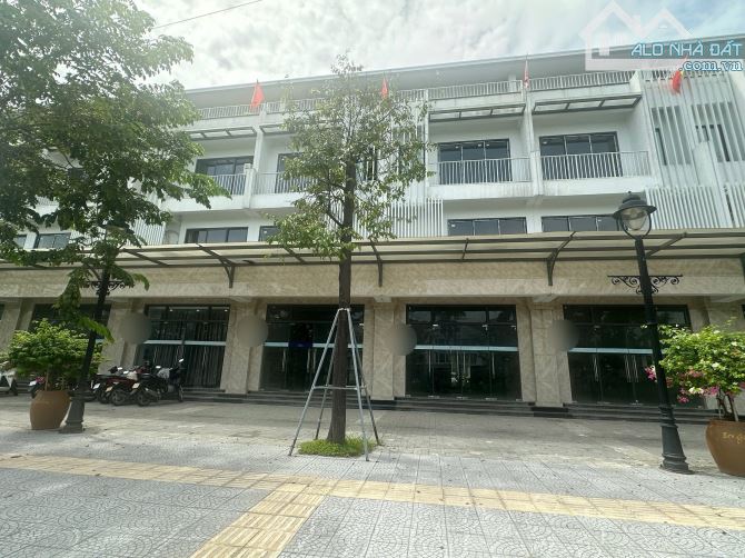 ‼️Bán Căn Shophouse 4 Tầng Dãy CM4 Gần Sát Trục Đường Võ Nguyên Giáp TP Huế 6,X tỷ - 2