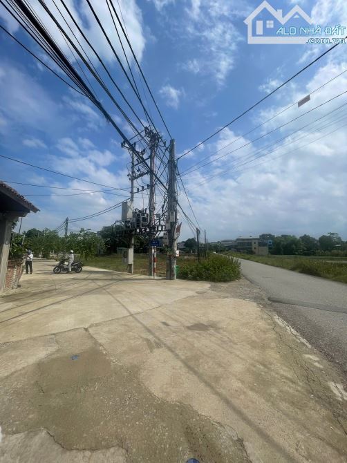 Bán đất dân gần khu CNC Hoà Lạc. Sổ đỏ pháp lý rõ ràng - 2