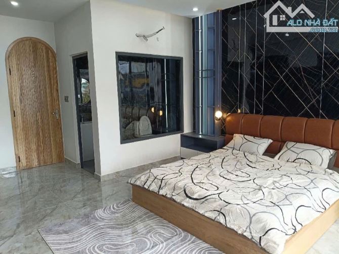 🏡 BÁN NHÀ 3 TẦNG ĐƯỜNG KHƯƠNG HỮU DỤNG – GẦN CHỢ HÒA XUÂN, KIẾN TRÚC PHÁP CỔ ĐIỂN SANG TR - 2