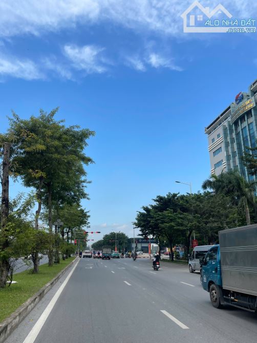 Nhà lô góc Trịnh Văn Bô, 3 mặt thoáng, 6 tầng hiện đại, 7 Ngủ - 14,8 Tỷ - 2