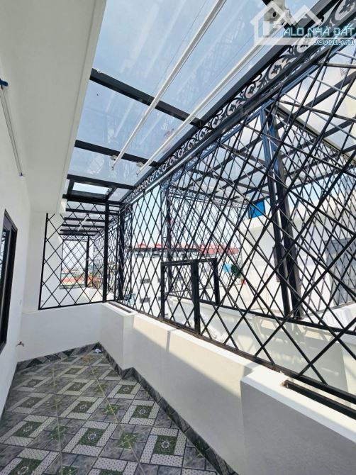 VỊ TRÍ ĐỈNH CAO - 1 NHÀ RA PHỐ - 2 THOÁNG TRƯỚC SAU - TRƯỚC NHÀ RỘNG THOÁNG - GẦN Đ - 2