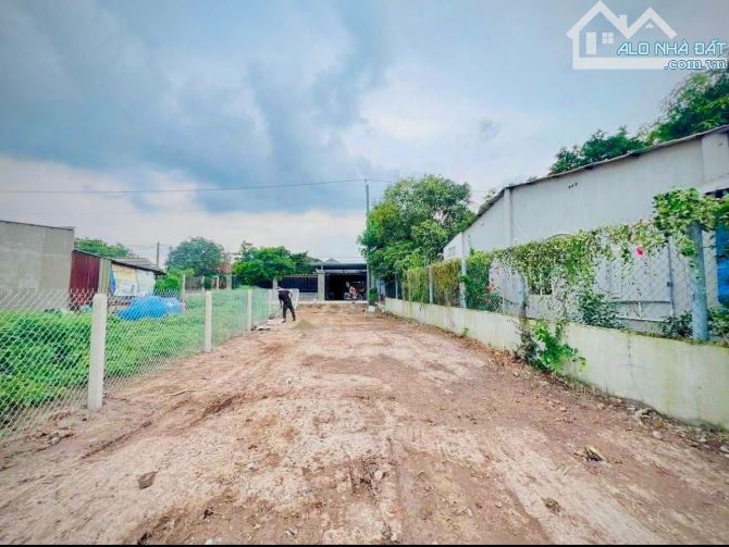 BÁN ĐẤT: 160m2 thổ cư 1/ Võ Thị Nhúa - Tân Phú Trung - SHR - 2
