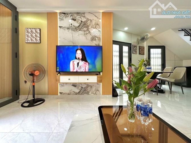 Bán nhà gần sân bay - Đ. Nguyễn Văn Công, Gò Vấp. DT: 55.2m2 / 3 Tỷ 410, tiện kinh doanh - 2