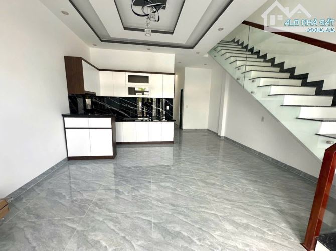 Nhà mới 2 tầng thiết kế hiện đại khu dân cư Diên Điền - Diên Khánh - 2