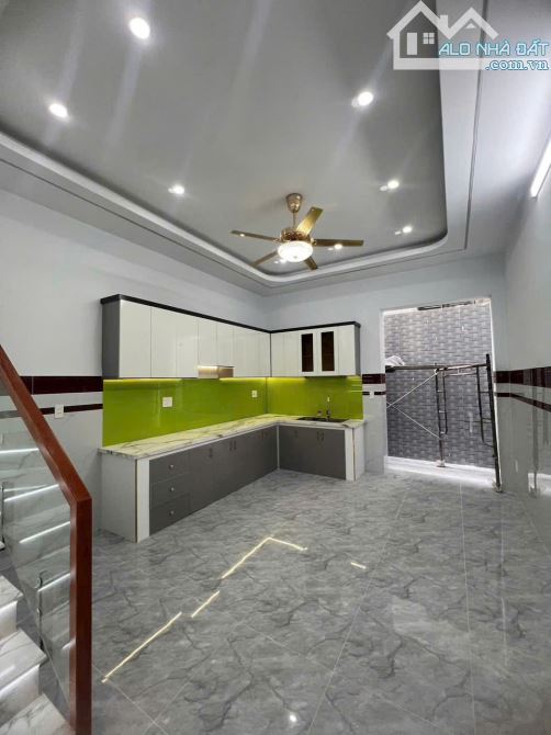 Nhà 4 tầng đường Nguyễn Duy Trinh giá 6,5 tỷ/68m2 - 2