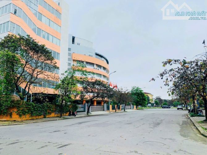 ‼️Bán 300m Đất MT Kinh Doanh Lê Quang Đạo An Đông, Trung Tâm TP Huế - 2
