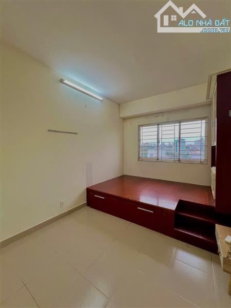 Bán Gấp Chung Cư, Sen Xanh, Mặt Tiền Trịnh Đình Thảo, 47m2, Sổ Hồng Riêng , Giá 2.75 Tỷ TL - 2