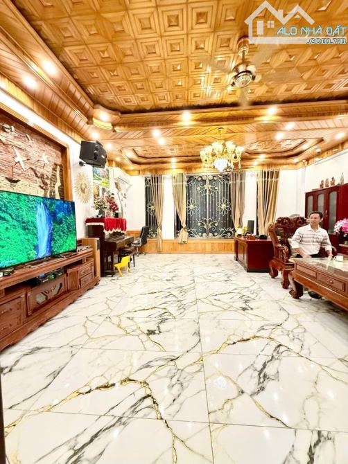 Bán nhà Bằng Liệt, gara ô tô, kinh doanh đỉnh, cạnh KĐT Bắc Linh Đàm. 91m2, chỉ 23,9 tỷ - 2