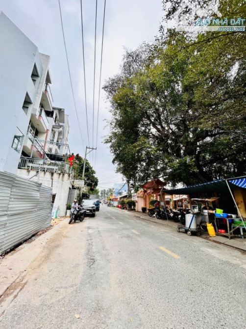 Bán nhà cấp 4 (6.7x32m – 214m²) sát chợ Cây Sộp, có sân ô tô, khu dân trí cao – Giá 9.9 tỷ - 2