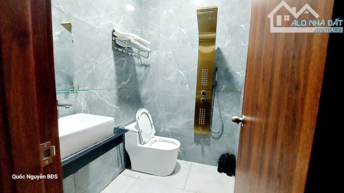 Bán khách sạn, KDC việt sing, thuận an, BD củ, TPHCM 150m2 - 2