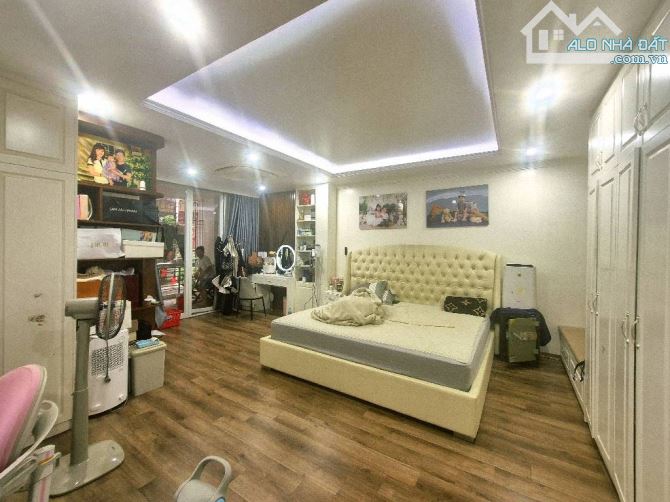 Bán gấp nhà ngõ oto tránh nhau phố Bằng Liệt Hoàng Mai 95m2, 5 tầng, mt 6m, chỉ 23.9 tỷ. - 2