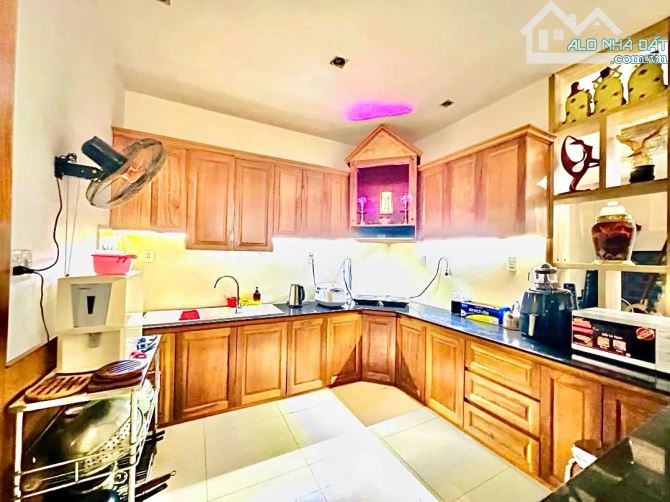 🌟 “NHÀ HIẾM TRUNG TÂM ĐÀ NẴNG – 4 TẦNG TRẦN PHÚ, NGANG 12M, GARAGE Ô TÔ, GIÁ CHỈ 1X TỶ” - 2
