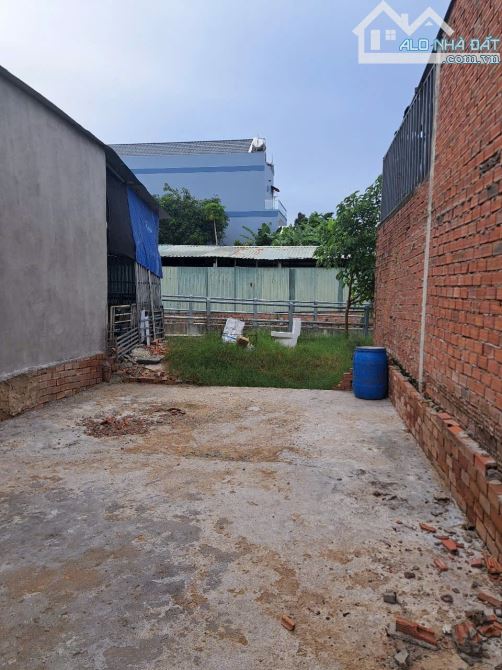 SIÊU PHẨM 2 MẶT TIỀN VIEW SUỐI -GẦN BỜ HỒ BICOSI TÂN BÌNH DĨ AN!💥3 TỶ " hơn" - 2