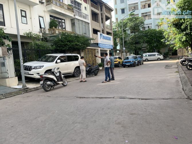 CHÍNH CHỦ BÁN ĐẤT TÂY HỒ 190M² – MT 9M – ÔTÔ 7 CHỖ VÀO NHÀ – TẶNG GPXD VÀ THIẾT KẾ CHDV - 2