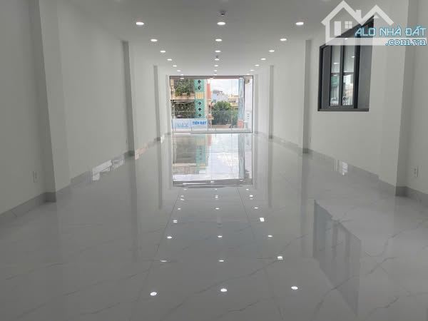 Cho thuê SPA+ NHA KHOA MT 307 BẠCH ĐẰNG, BT. Dt: 4,5X28m, Kc: HẦM 6 TẦNG (TM+PCCC) - 2