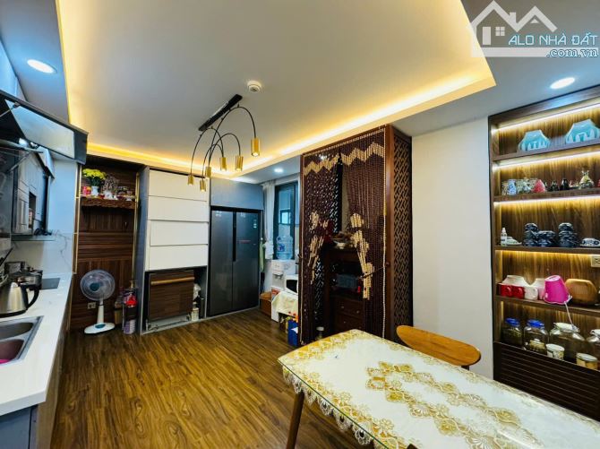 Biệt thự kinh doanh 3 mặt tiền Trần Đại Nghĩa - P8 Đà Lạt. -  22 tỷ - 2