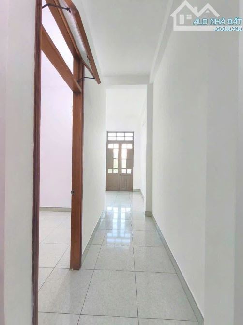 Bán gấp nhà mới 2 tầng, DT đất 100m2, chỉ 4.95 tỷ  đường Kiều Phụng - Hòa Xuân - 2