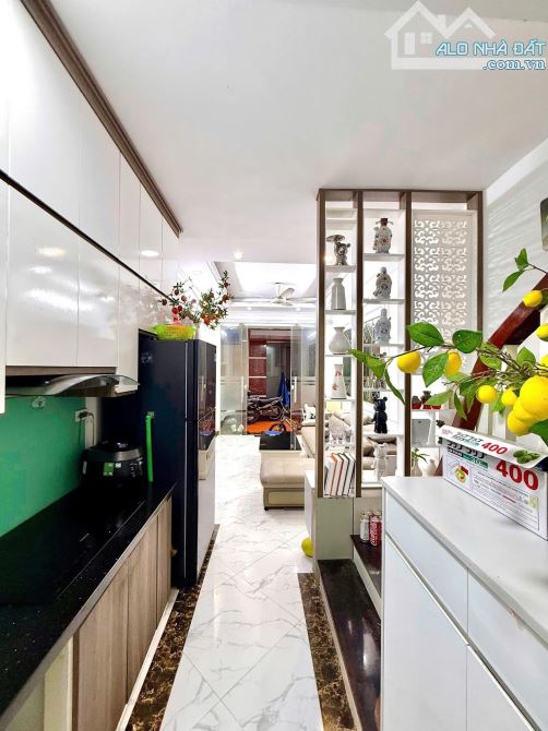 Hiếm Bán - Gần Ô Tô - Sân Rộng - Minh Khai - HBTrung - Dt: 30m2/5tầng/3,2mMT*nhỉnh 7 tỷ - 2
