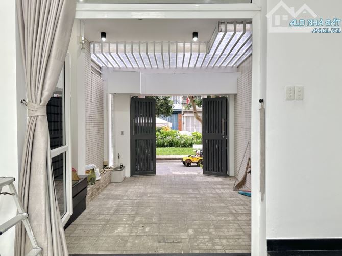 BÁN NHÀ ĐẸP GẦN ĐẠI HỌC VĂN LANG – PHƯỜNG 13, BÌNH THẠNH GIÁ TỐT – VỊ TRÍ XANH – KHU ĐỒNG - 2
