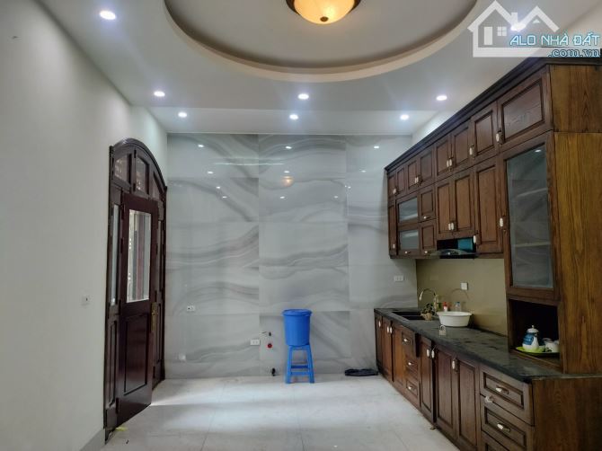 💎HOÀNG CẦU🌳2 MẶT NHÀ Ô TÔ TRÁNH, KINH DOANH NHỘN NHỊP♨️ CHỐT 𝟮𝟲.𝟮 TỶ - 2