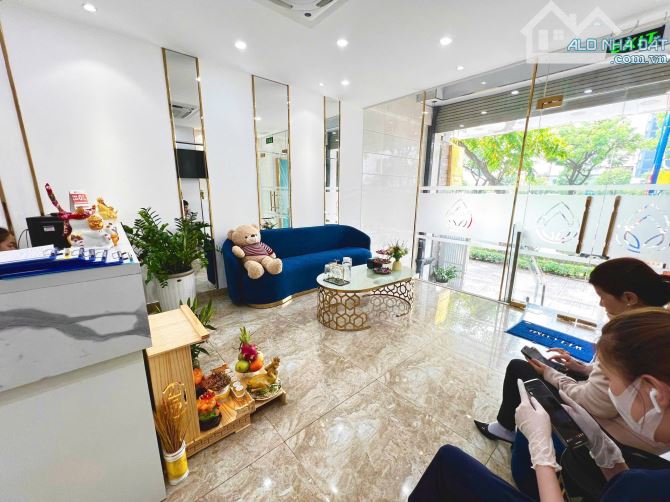 Cho thuê nhà đẹp 218 Bến Vân Đồn Quận 4 - Hầm trệt 4 lầu giá siêu tốt chỉ 75 triệu baothuế - 2