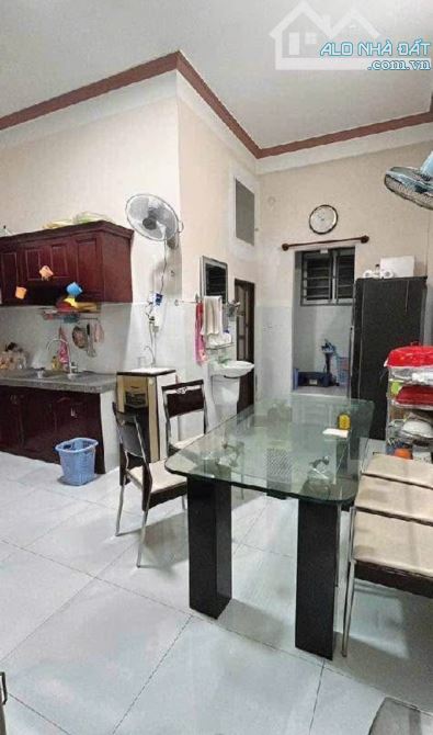 Nhà quận 7 gần trung tâm hành chính-502 Huỳnh Tấn Phát – 2 tầng, ngang 5m-9ty8 - 2
