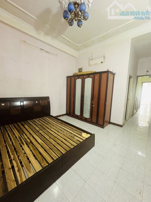 Bán nhà Q10 - hẻm 8m kinh doanh - 4 tầng - 2