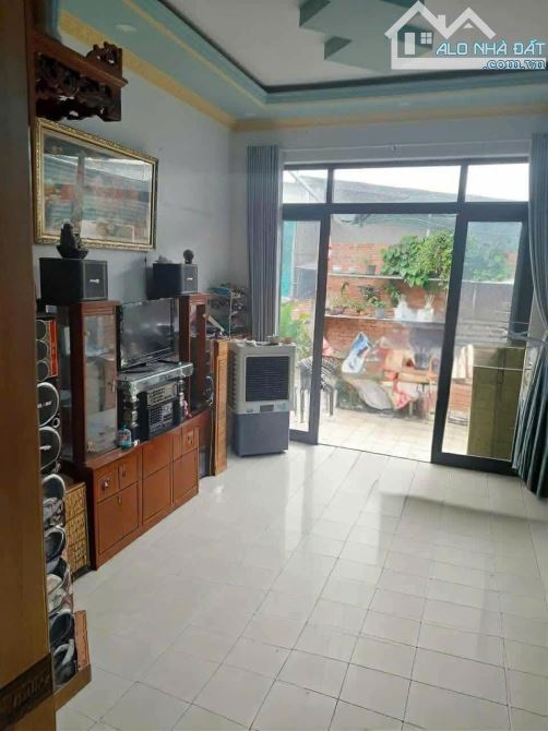 Bán nhà SHR dt khủng giá tốt 9*18m 2pn,pk rộng đxe hơi đỗ Giá 4ty450tr - 2
