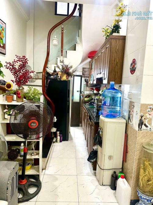 Siêu hiếm 1 nhà ra mặt phố Thái Hà 5 tầng 26m2 3 phòng ngủ đủ nội thất ở luôn nhỉnh 8 tỷ - 2