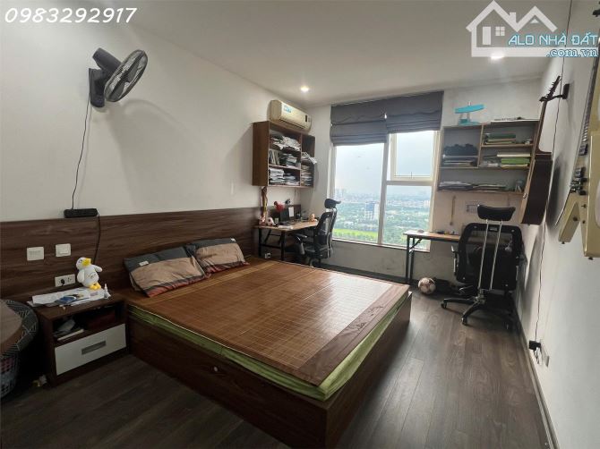 Cho Thuê CHCC 101 m2; 3PN;2VS; nội thất đầy đủ. Có slot oto; view siêu đẹp. Bể bơi; gym - 2