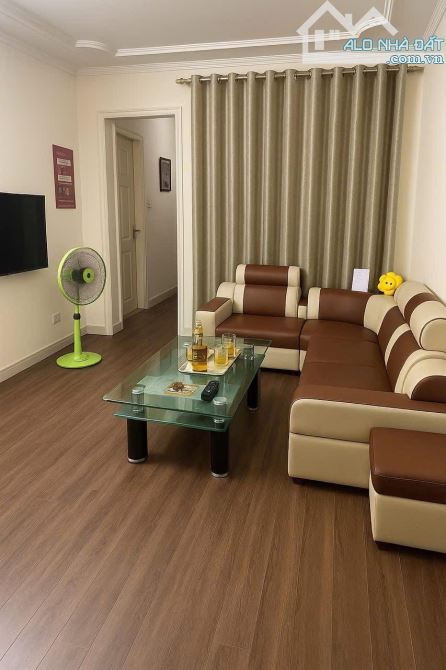 Bán Gấp - Sổ To - Tầng Thấp - Tập Thể Thanh Nhàn -HBT - Dt:80m2/3PN*nhỉnh 5 tỷ - 2