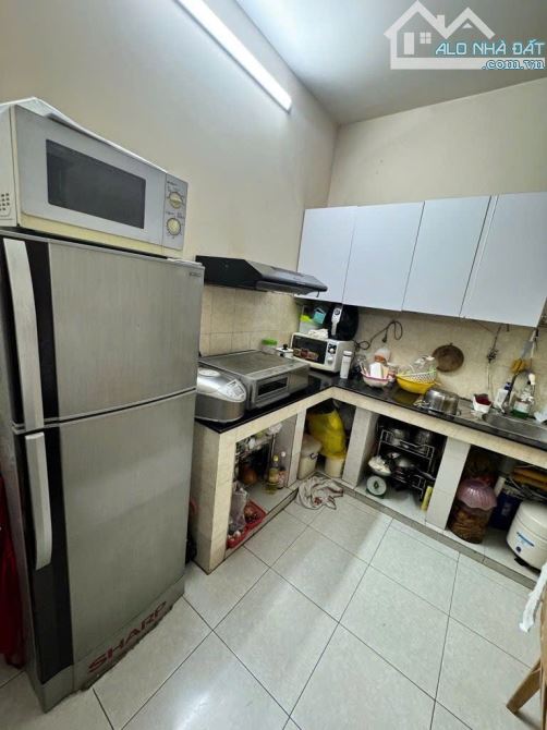 BÁN NHÀ LẠC LONG QUÂN, TÂN BÌNH- VỊ TRÍ CỰC ĐẸP - CÁCH 1 CĂN HẺM XE HƠI - NHÀ 3 TẦNG 4PN. - 2