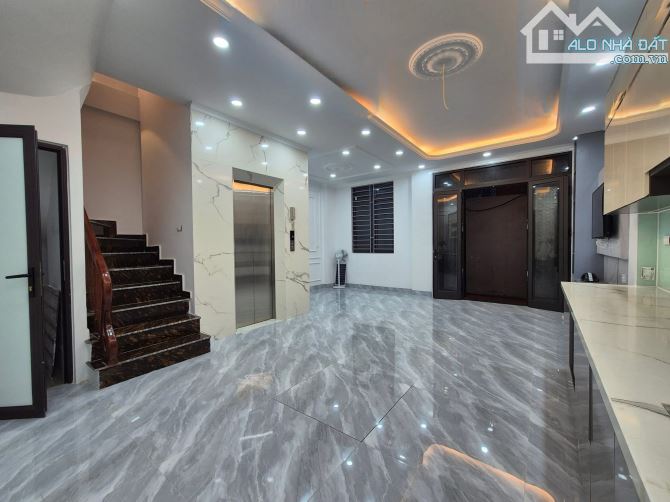 Ngọc Hồi - Hoàng Mai 41m x 5 tầng, mặt tiền 5.8m, giá 9.1 tỷ thương lượng - 2