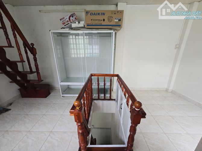 Bán nhà hẻm 861 Trần Xuân Soạn ngang tận 5.5m hẻm 3 gác. - 2